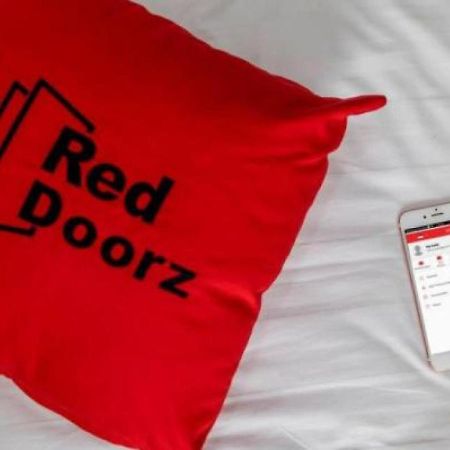 Reddoorz Plus Near Unimed Medan Buitenkant foto